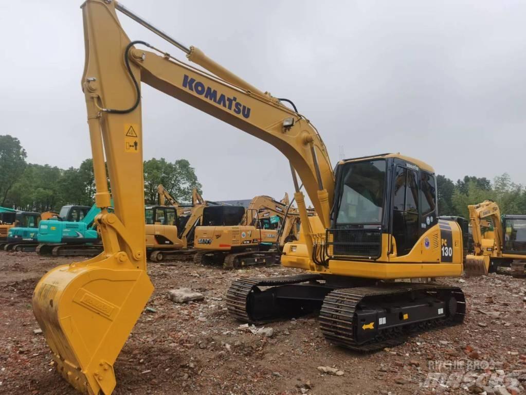Komatsu PC 130 Средни екскаватори 7т - 12т