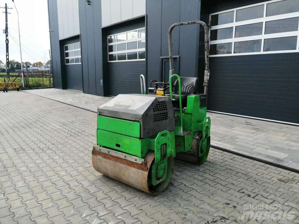 Bomag BW 100 Двойни барабанни ролки
