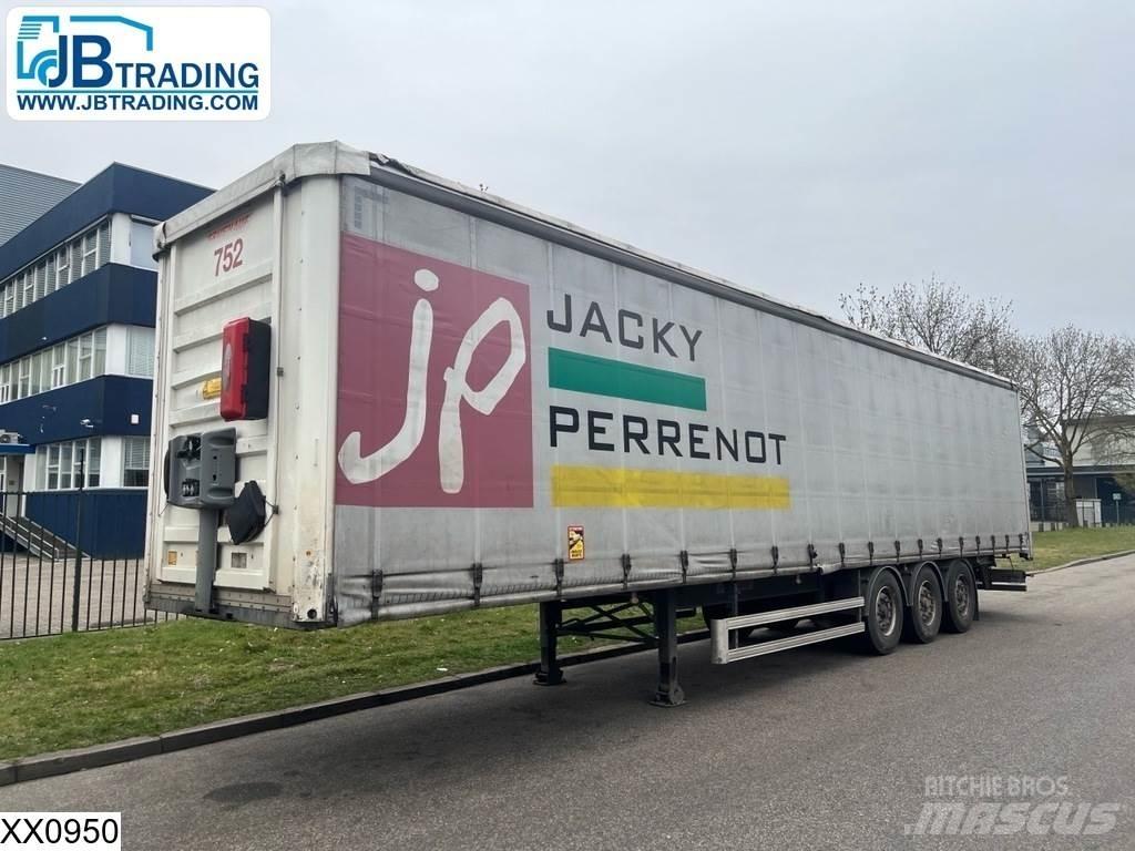 Fruehauf Tautliner Брезентови полуремаркета
