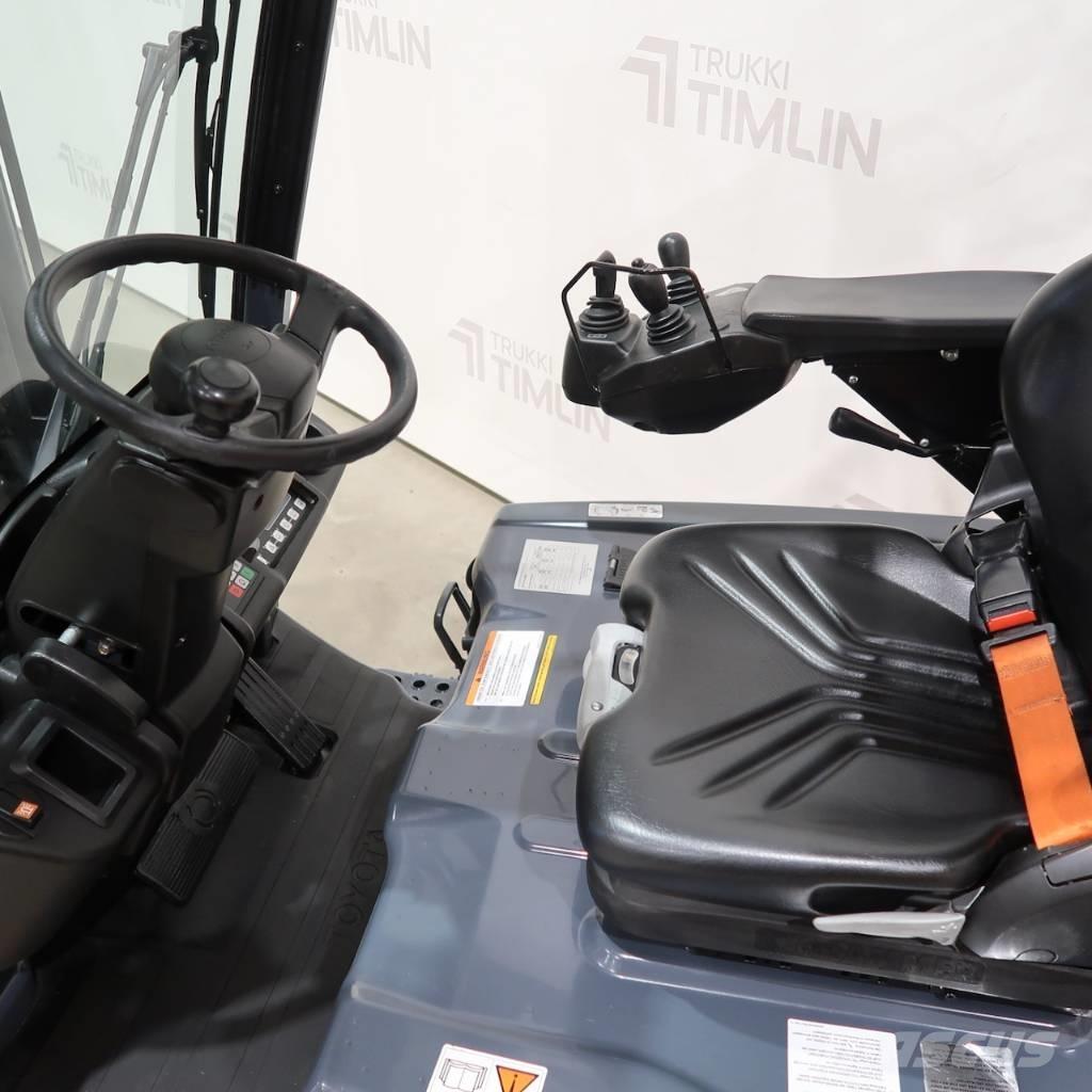Toyota 8FBE16T Електрически вилични кари-повдигачи