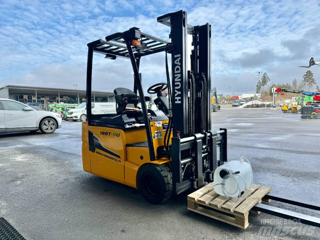 Hyundai 18BT-9U Електрически вилични кари-повдигачи