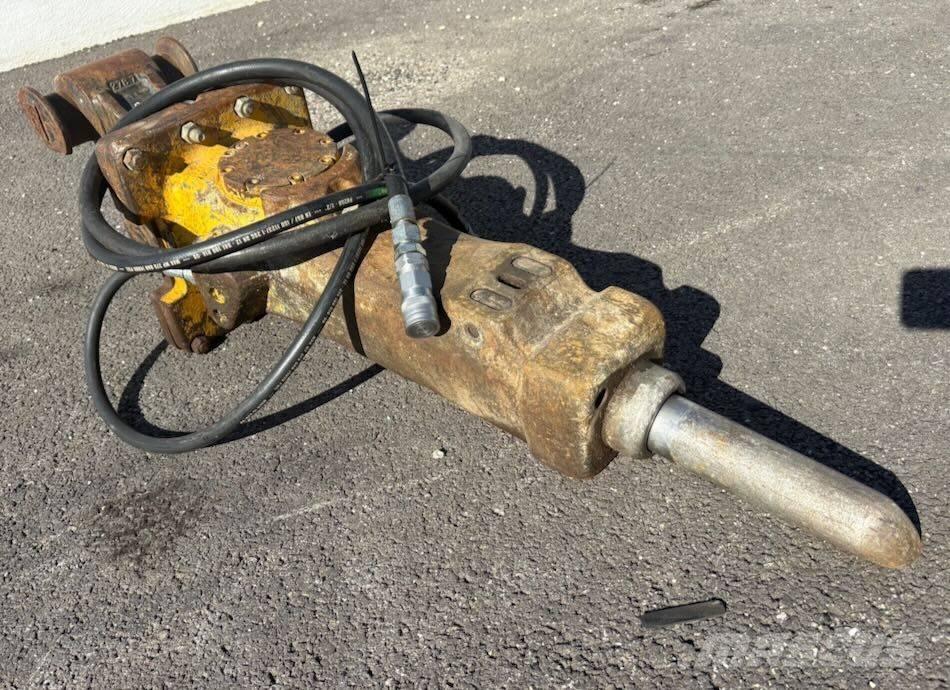 Atlas Copco SB 202 Чукове/Раздробители
