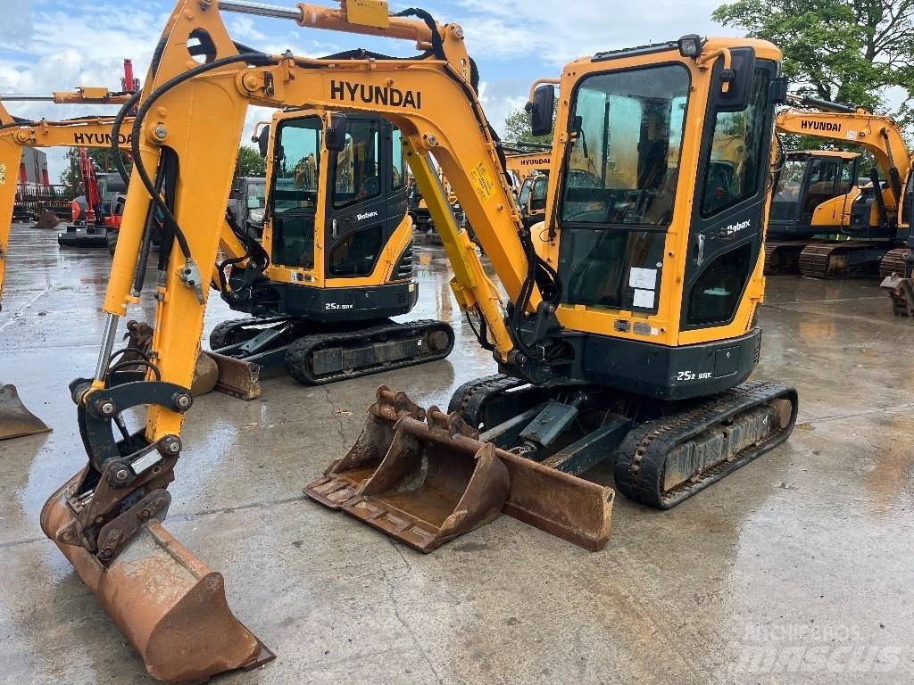 Hyundai R25Z-9 AK Мини екскаватори < 7 т