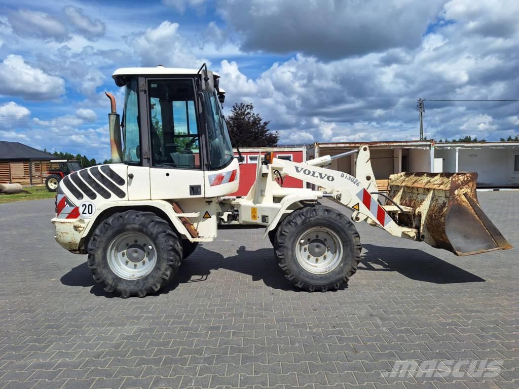 Volvo L 30 B Колесни товарачи