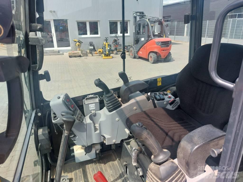 Kubota KX 030-4 Мини екскаватори < 7 т