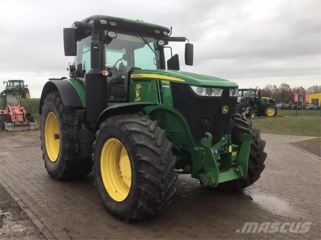 John Deere 7310R Трактори