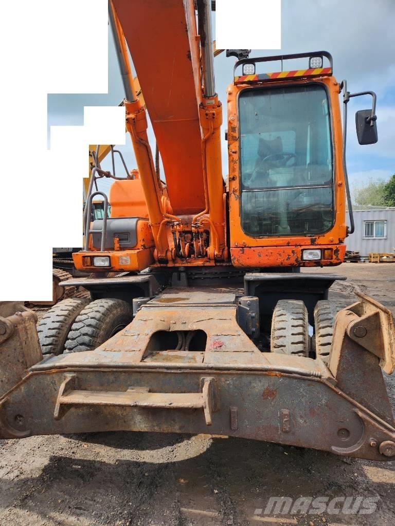 Doosan DX 210WA Колесни екскаватори