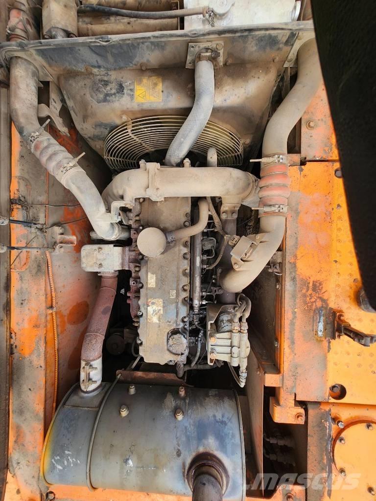 Doosan DX 210WA Колесни екскаватори