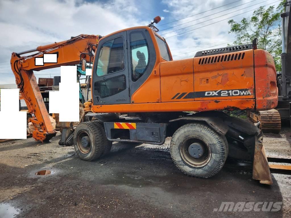 Doosan DX 210WA Колесни екскаватори