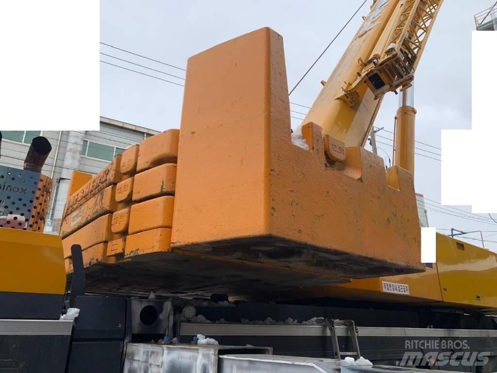 Liebherr LTM 1250-1 Всъдеходни кранове