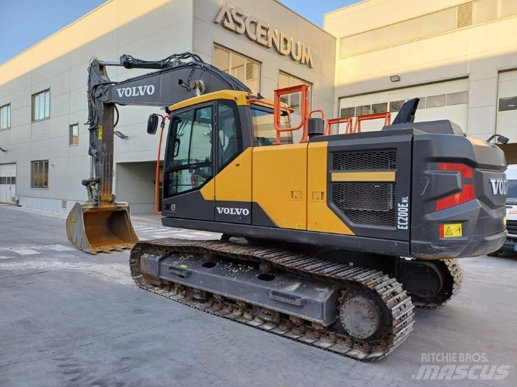 Volvo EC200E NL Верижен екскаватор
