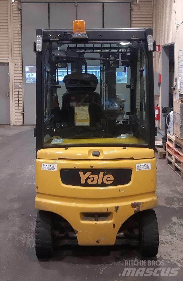 Yale ERP25VL Електрически вилични кари-повдигачи