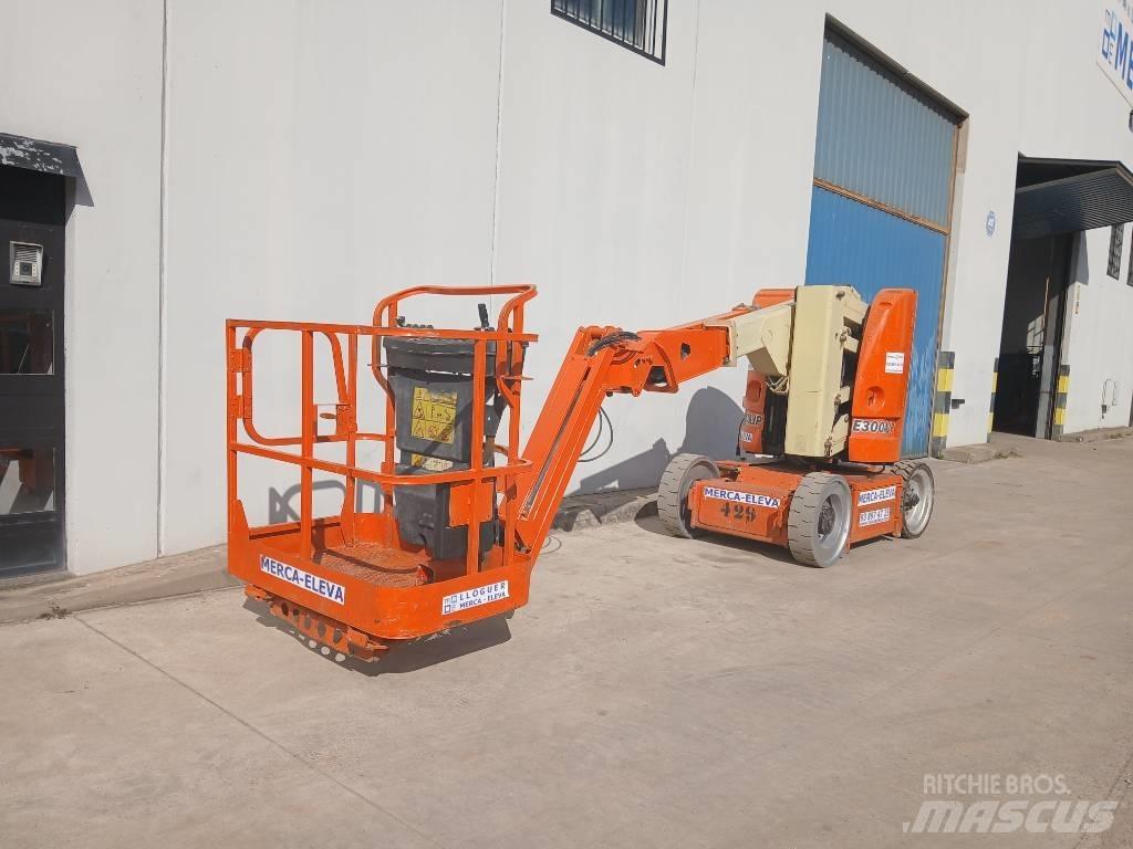 JLG E 300 AJ Съчленени стрелови подемници