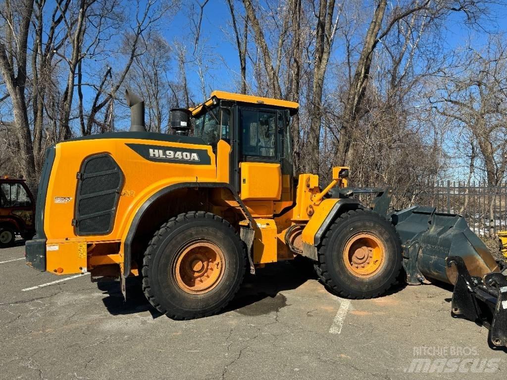 Hyundai HL 940 Колесни товарачи