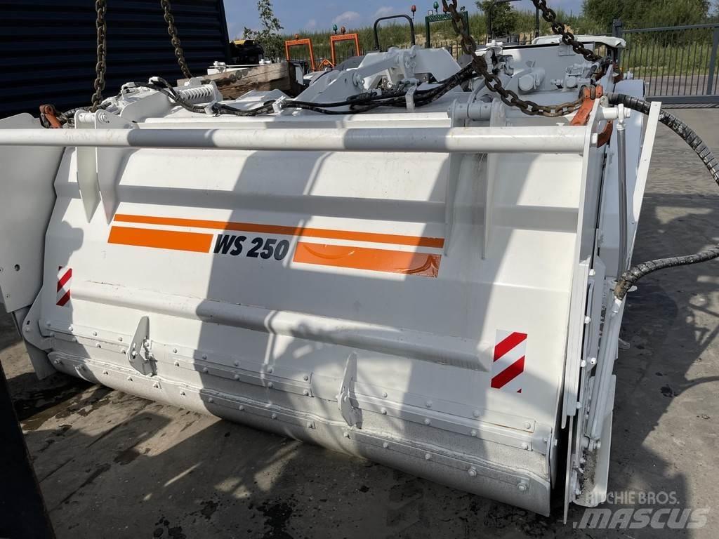 Wirtgen WS 250 Рециклатори на асфалт