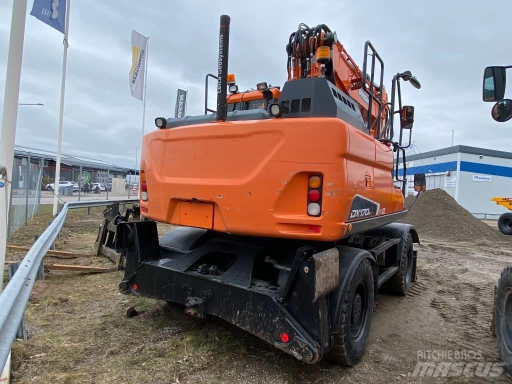 Doosan DX170W-5 Колесни екскаватори