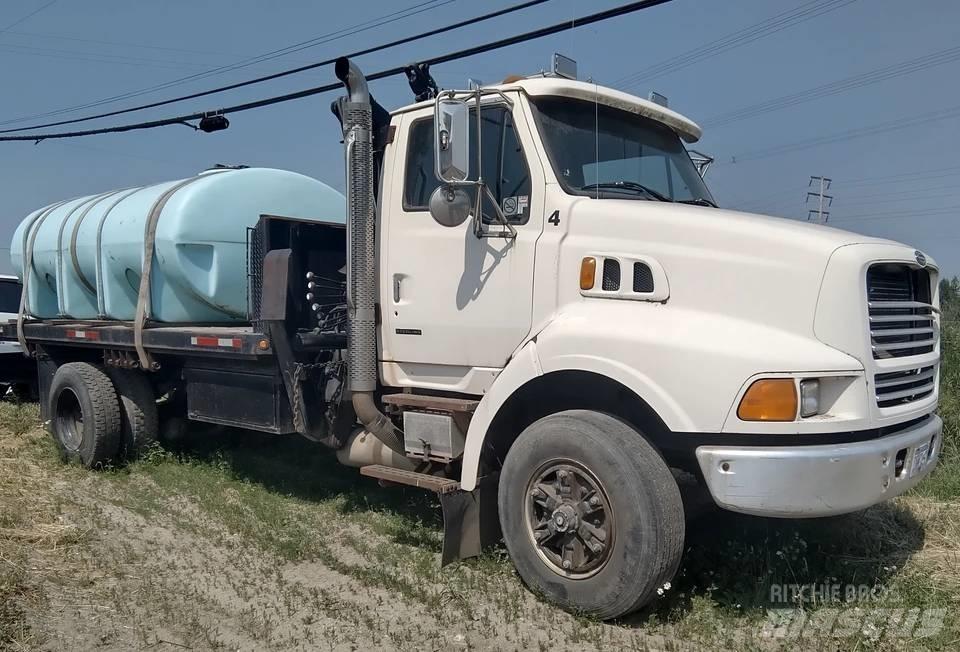 Sterling L 8513 Автокранове