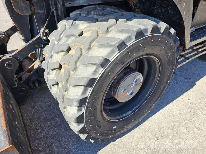 Hitachi ZX 145 W-3 Колесни екскаватори