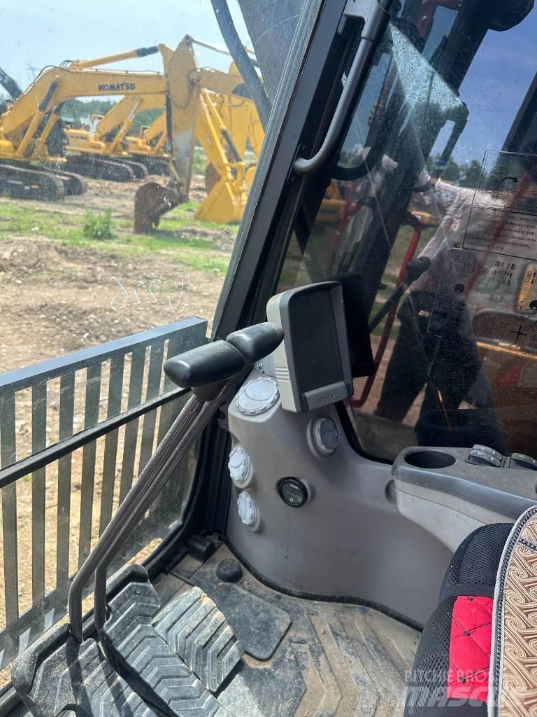 Volvo EC250D Верижен екскаватор