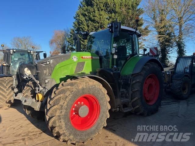 Fendt 728 Vario Gen7 Трактори