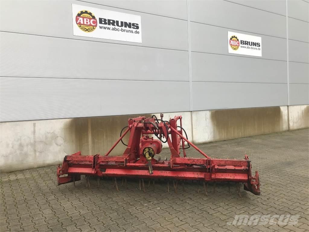Krone KES 121-3000 Брани и ротационни рали