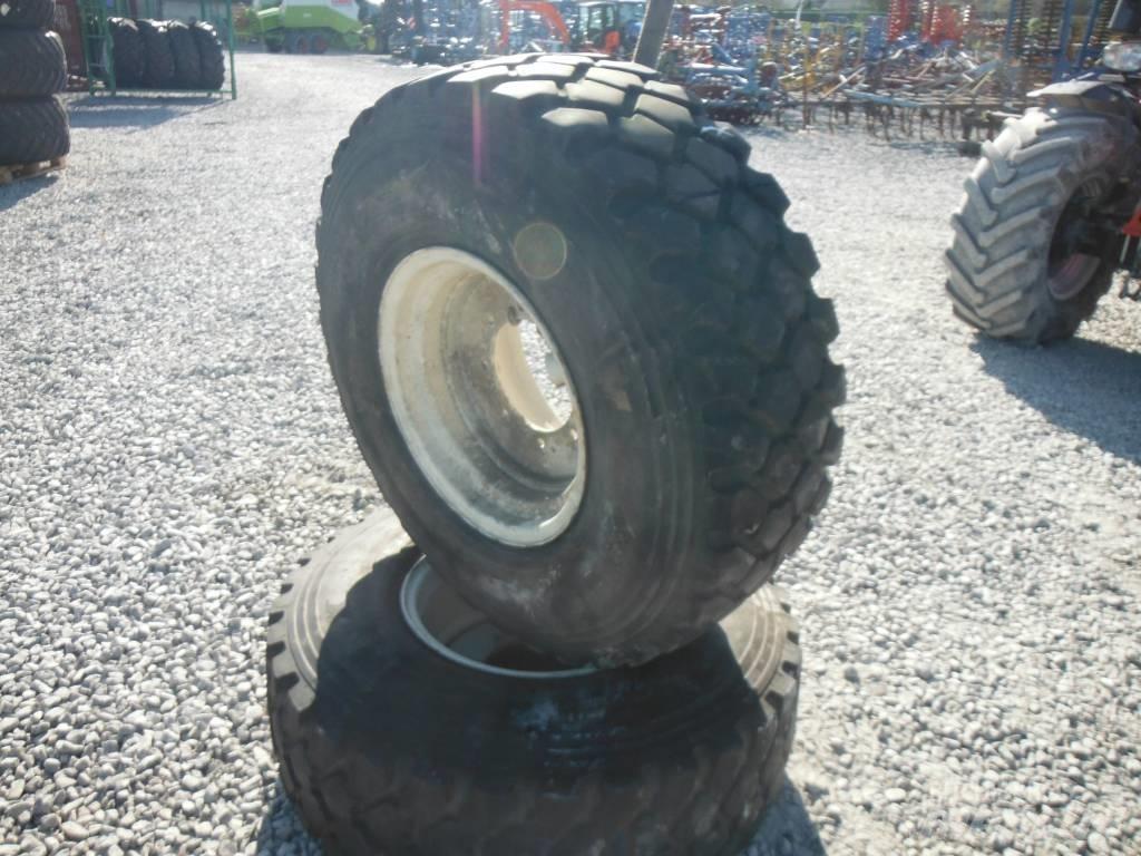 Michelin 365/85R20 Колелета/Гуми