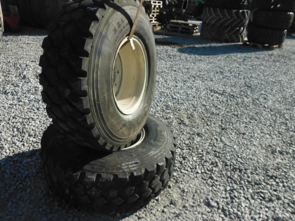 Michelin 365/85R20 Колелета/Гуми