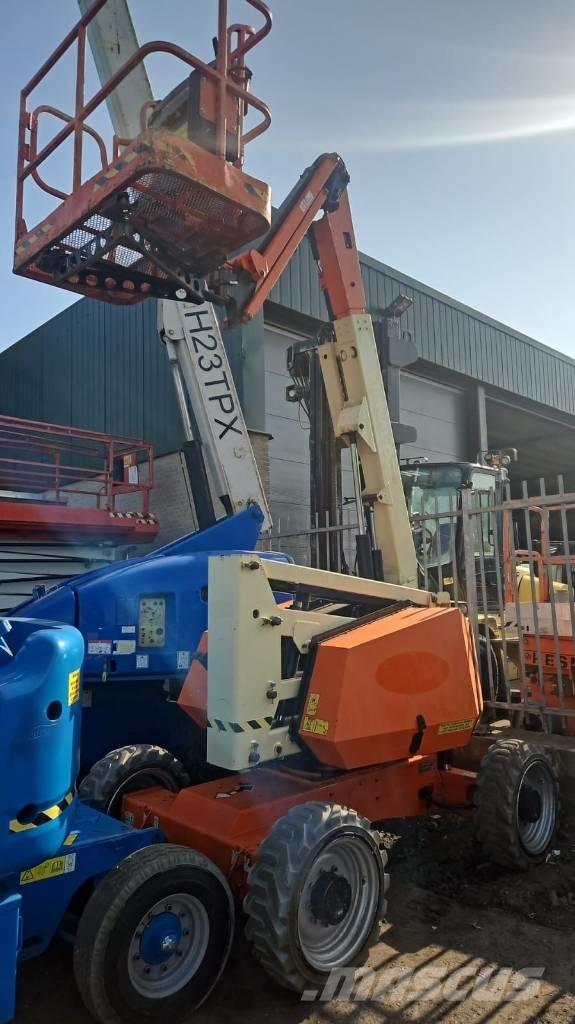 JLG 340 AJ Съчленени стрелови подемници