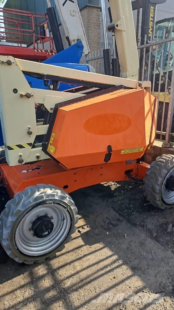 JLG 340 AJ Съчленени стрелови подемници
