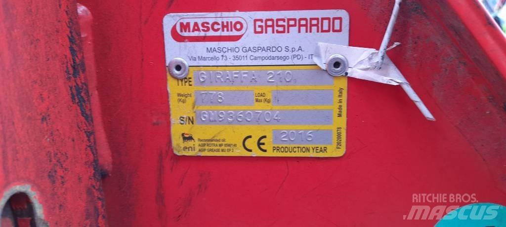 Maschio Giraffa 210 Стъблорезачки