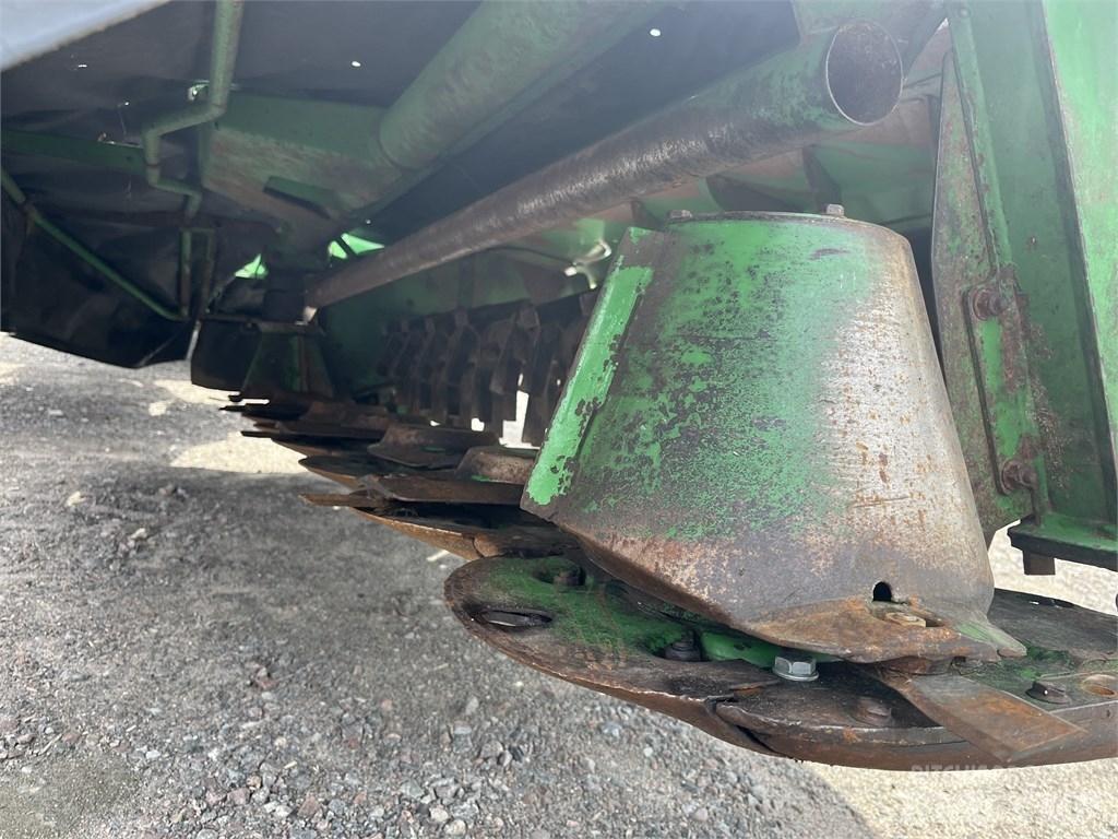 John Deere CC388, Кондиционери за косачки