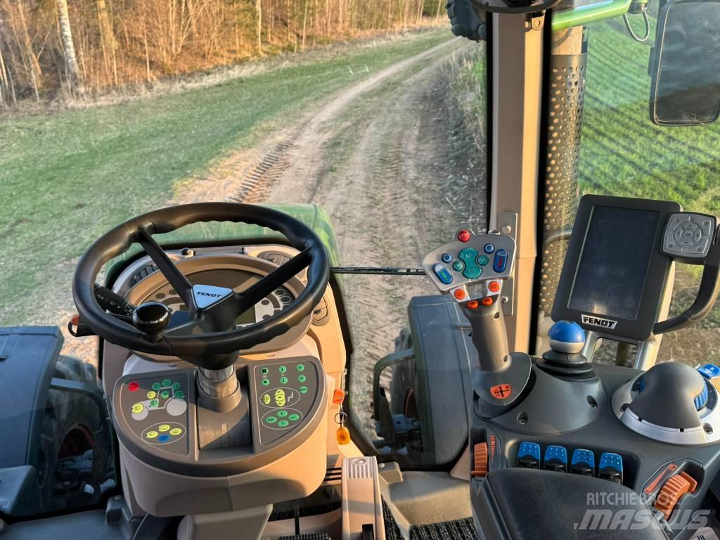 Fendt 822 Vario Трактори