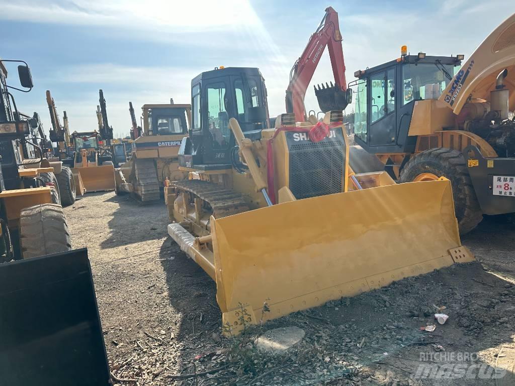 Shantui SD 16 Верижни булдозери
