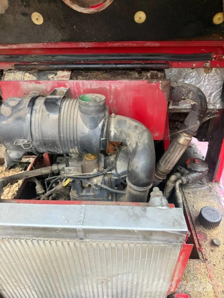 Weidemann 3006 Двигатели