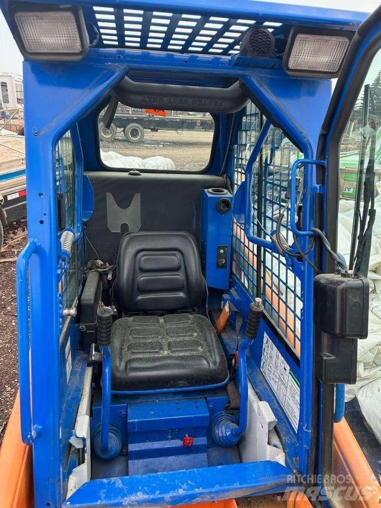 Bobcat S 70 Мини товарачи
