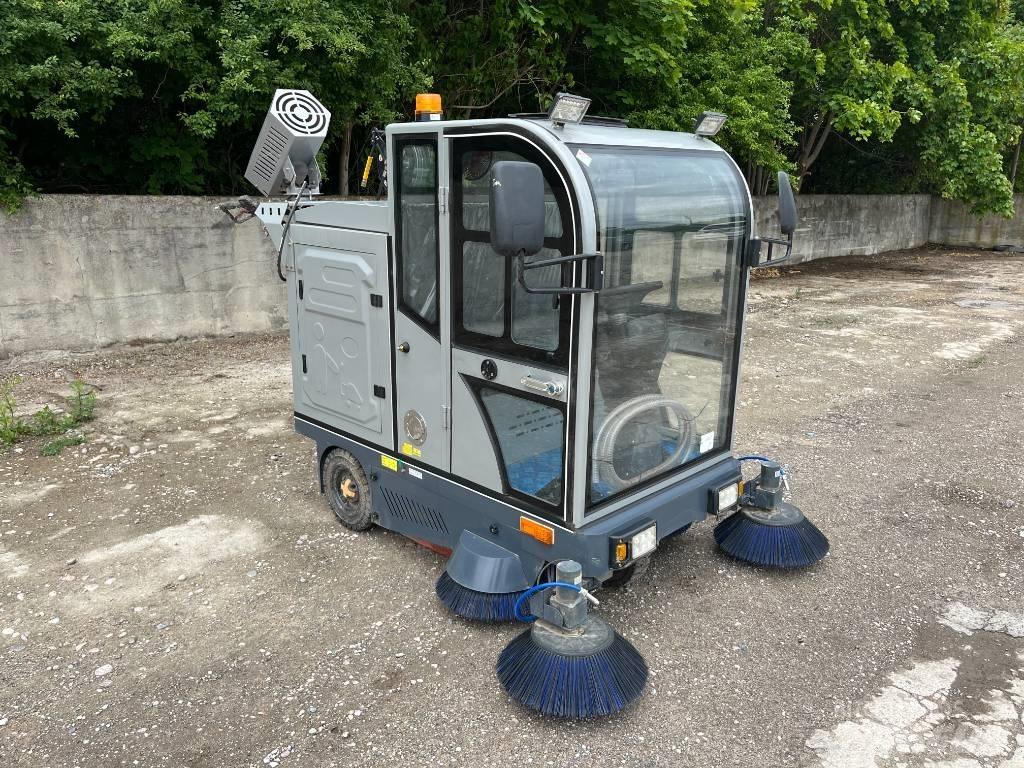  Sweepmec SM3000-Pro Автоматични метачки с четки