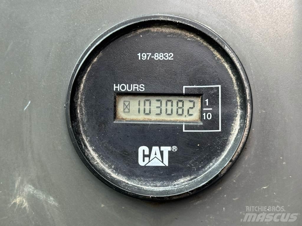 CAT M315D Колесни екскаватори