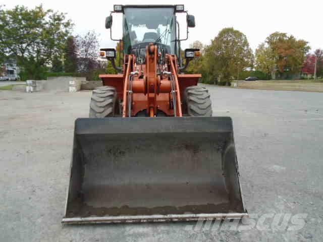 Hitachi ZW 120-6 Колесни товарачи