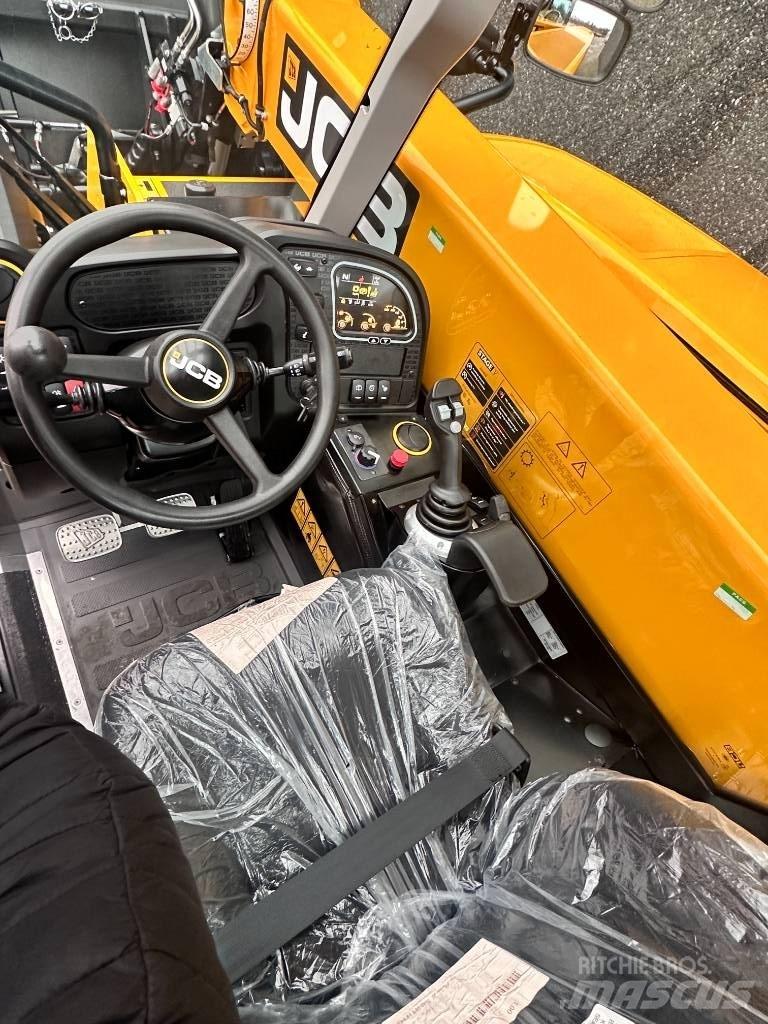 JCB 525-60 Телескопични товарачи