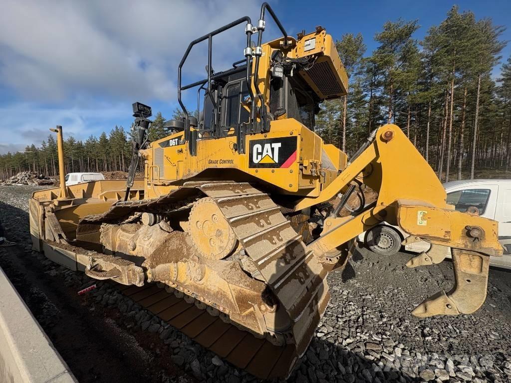 CAT D 6 T LGP Верижни булдозери
