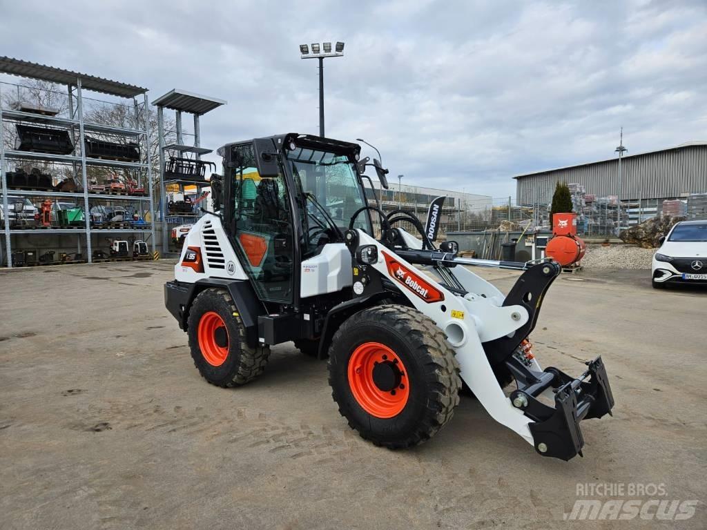 Bobcat L95 Колесни товарачи