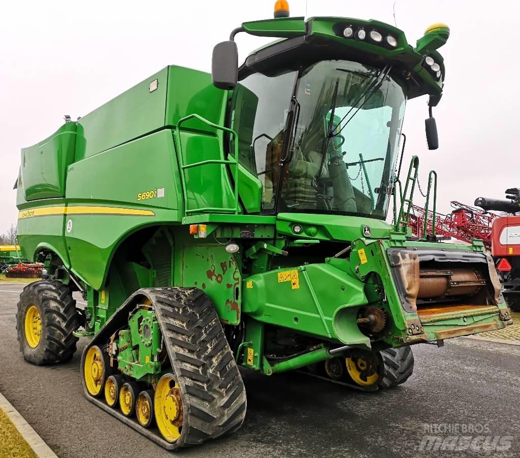 John Deere S 690 i Комбайни