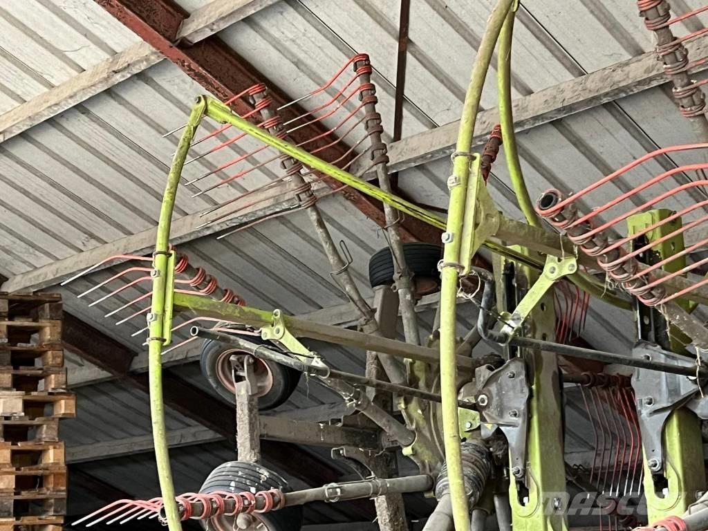 CLAAS Liner 2700 Уиндроуърс/Косачки за сено и др.
