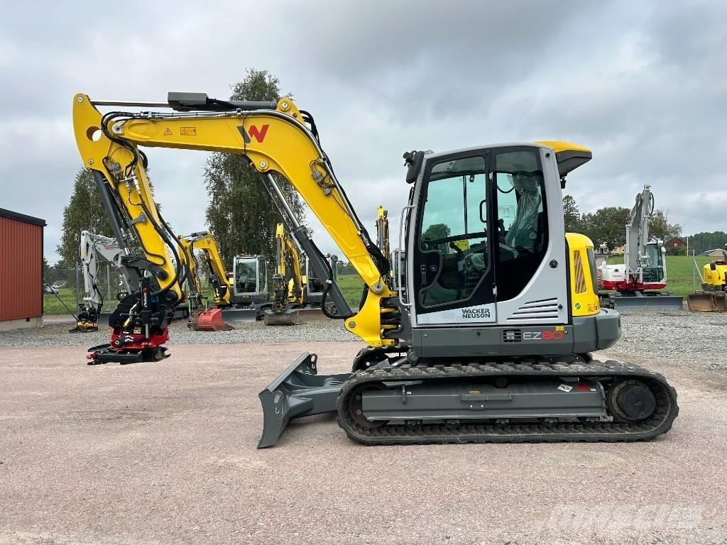 Wacker Neuson EZ80 Средни екскаватори 7т - 12т