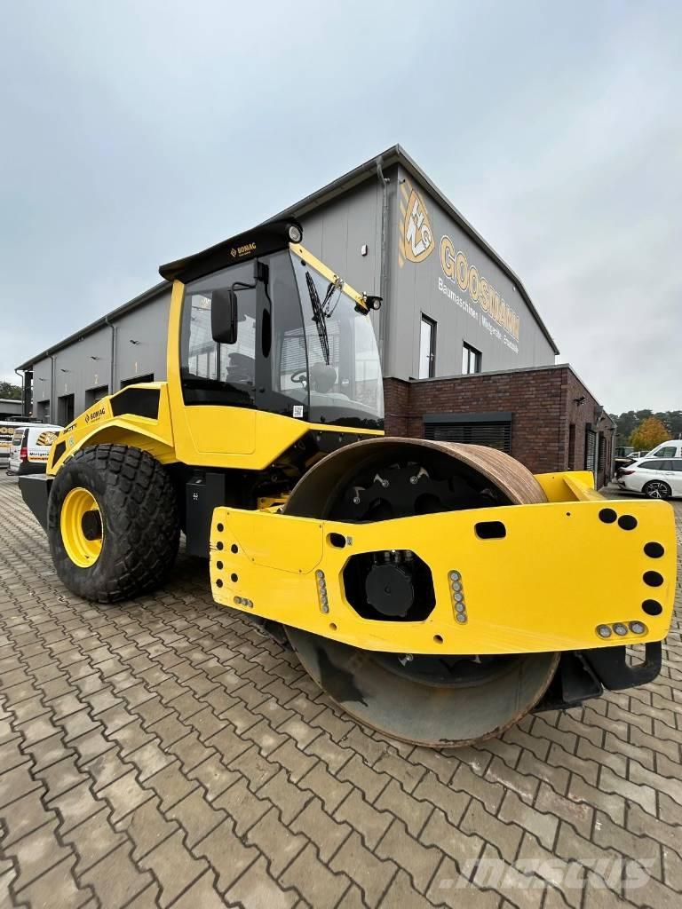 Bomag BW 211 D-5 Еднобарабанни ролки
