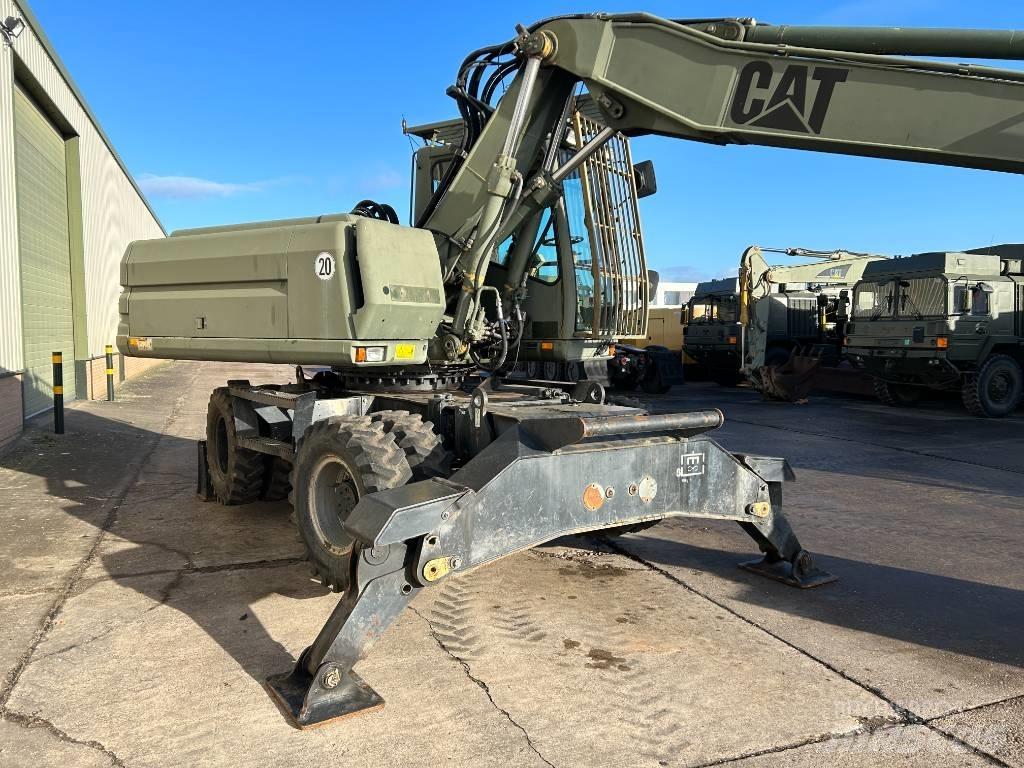 CAT 318 Колесни екскаватори