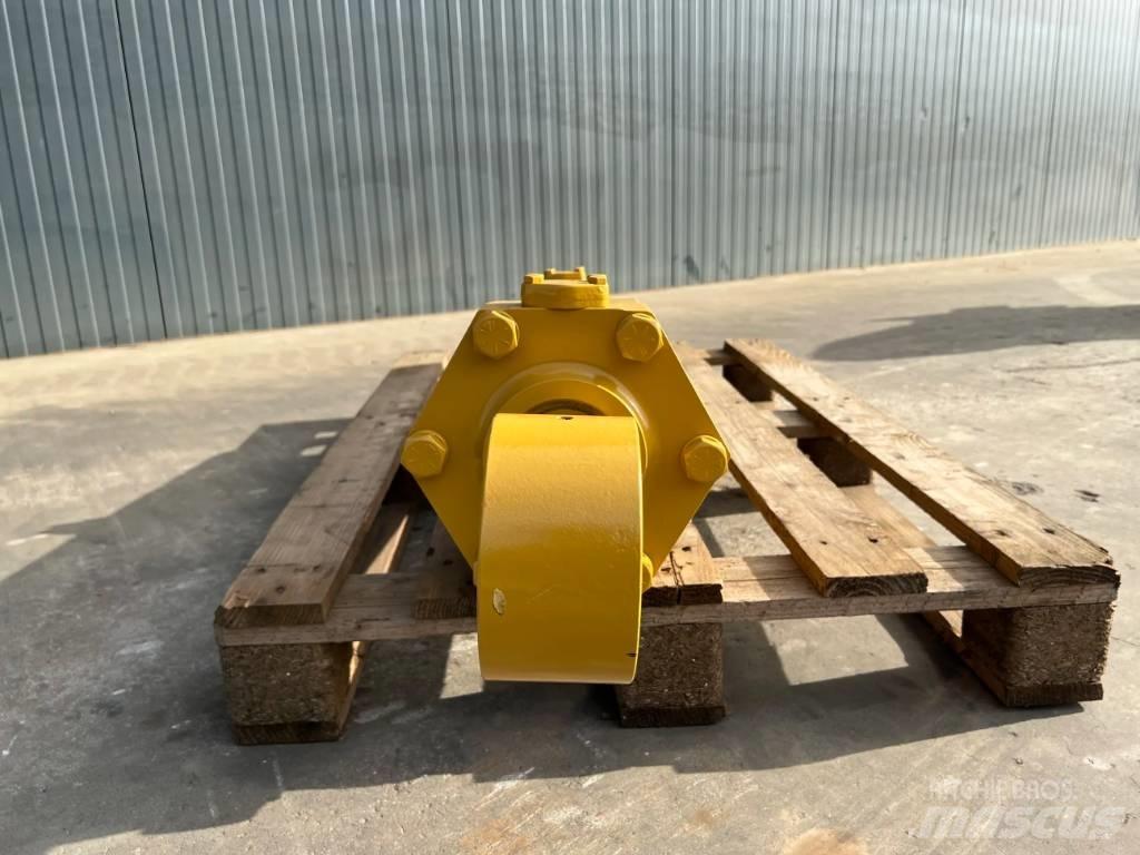 CAT D8 Cylinder Други компоненти