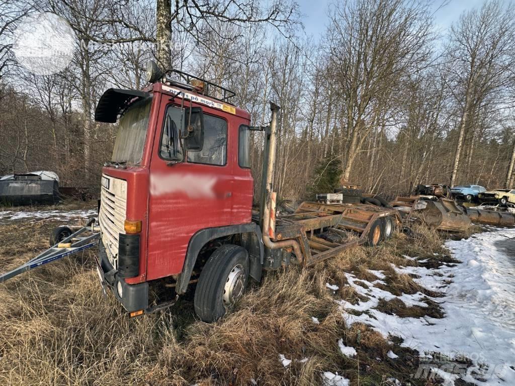 Scania T 141 Камиони за превоз на горски машини
