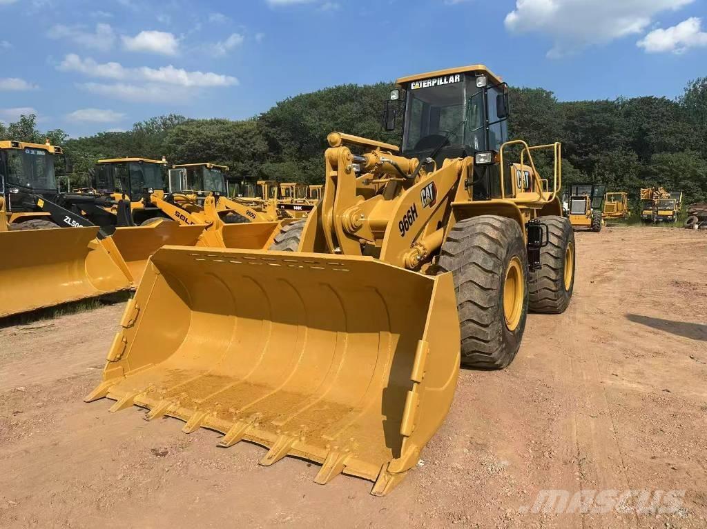 CAT 966H Колесни товарачи