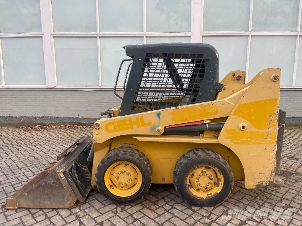 Gehl 3840 E     2015 Мини товарачи
